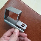 Ruostumattomasta teräksestä valmistettu leimaus